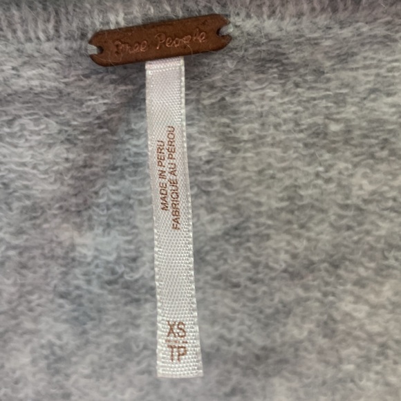 Free People Gray Gossamer V-Neck Wool Blend Sweater Size XS - Picture 8 of 11